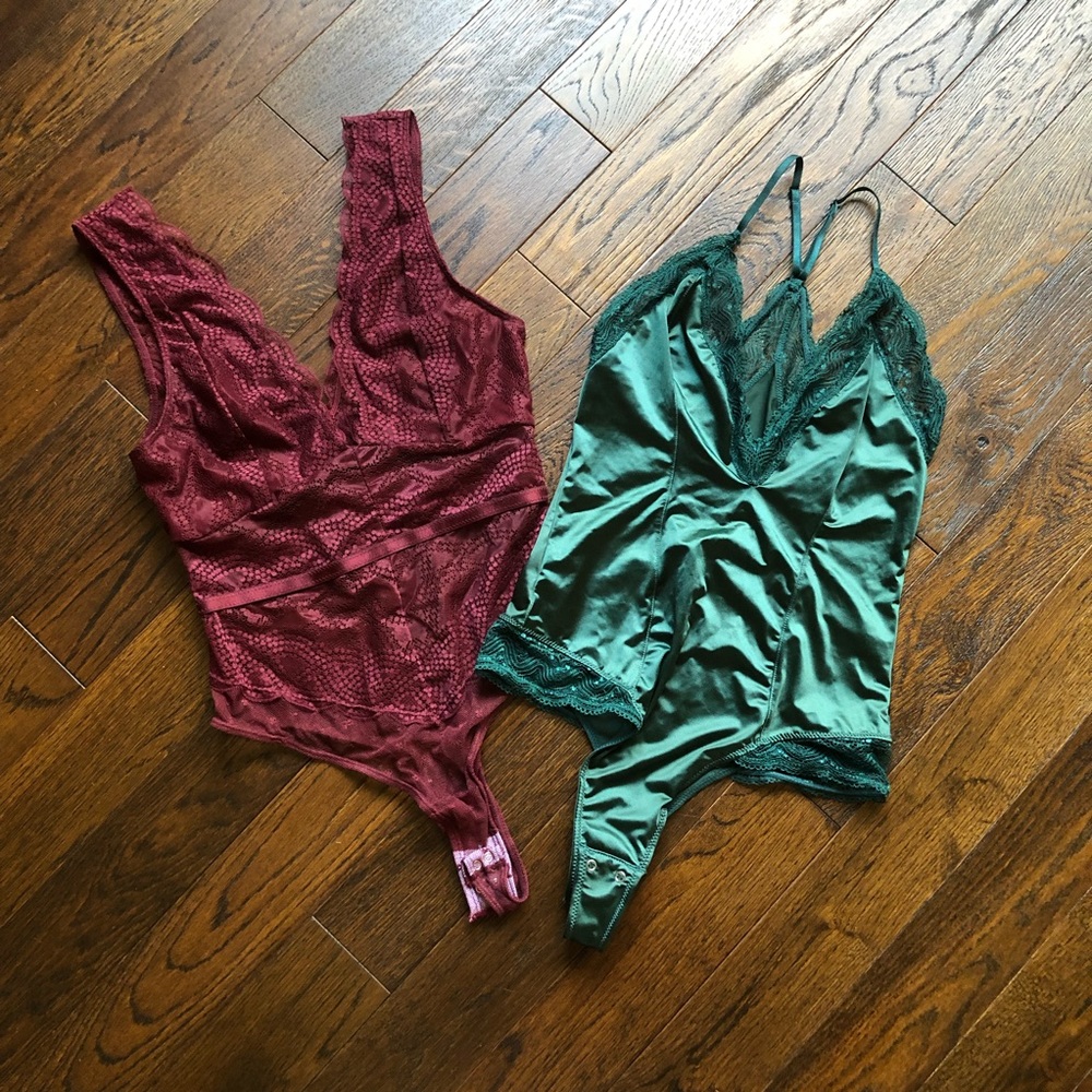 2 Dynamite Bodysuits - Picture 2 of 7